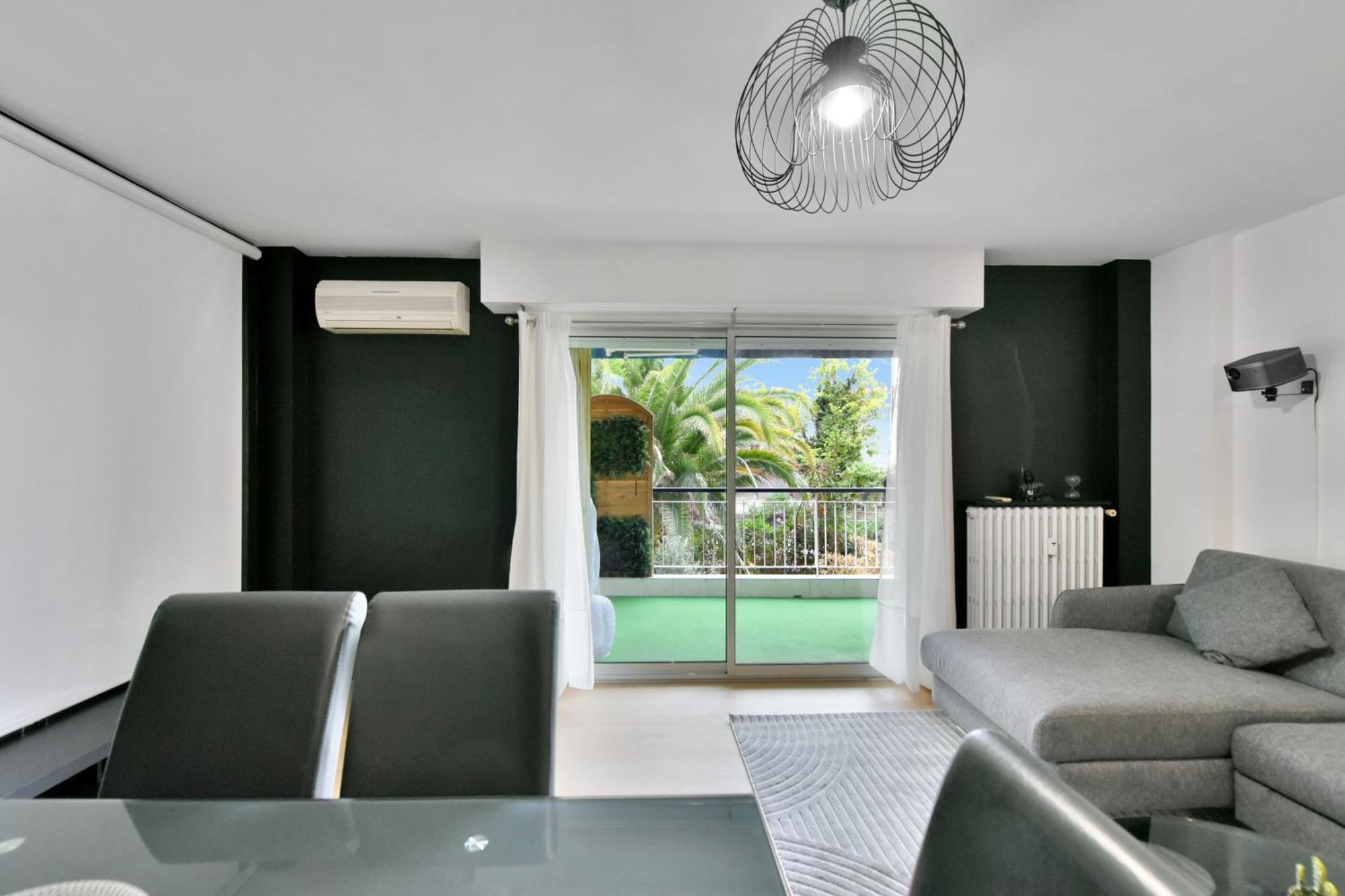 Le Sun Valley - Videoprojecteur Et Terrasse Zen Cannes Exterior photo